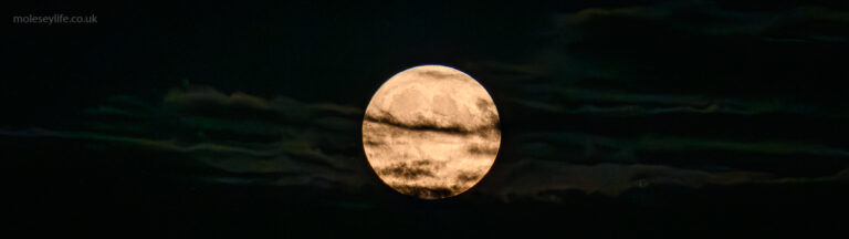 Blue Moon 2023 from the Hampton Court Bridge